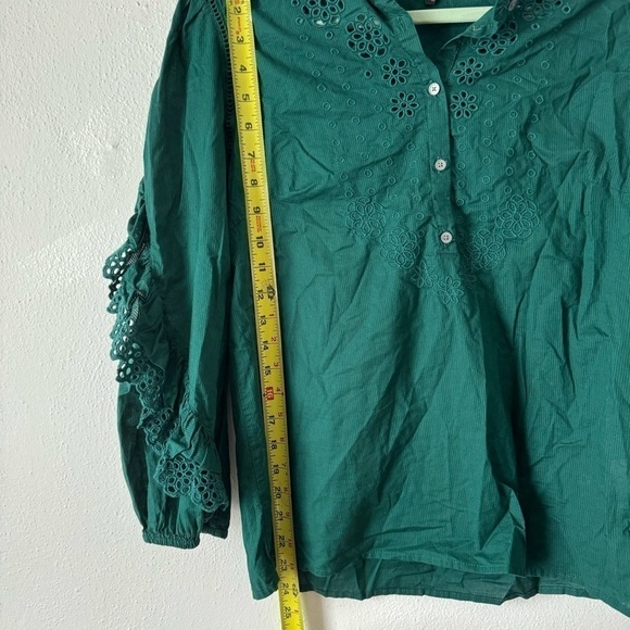 Green J crew embroidered eyelet ruffle sleeve mock neck blouse sz s - Picture 15 of 15
